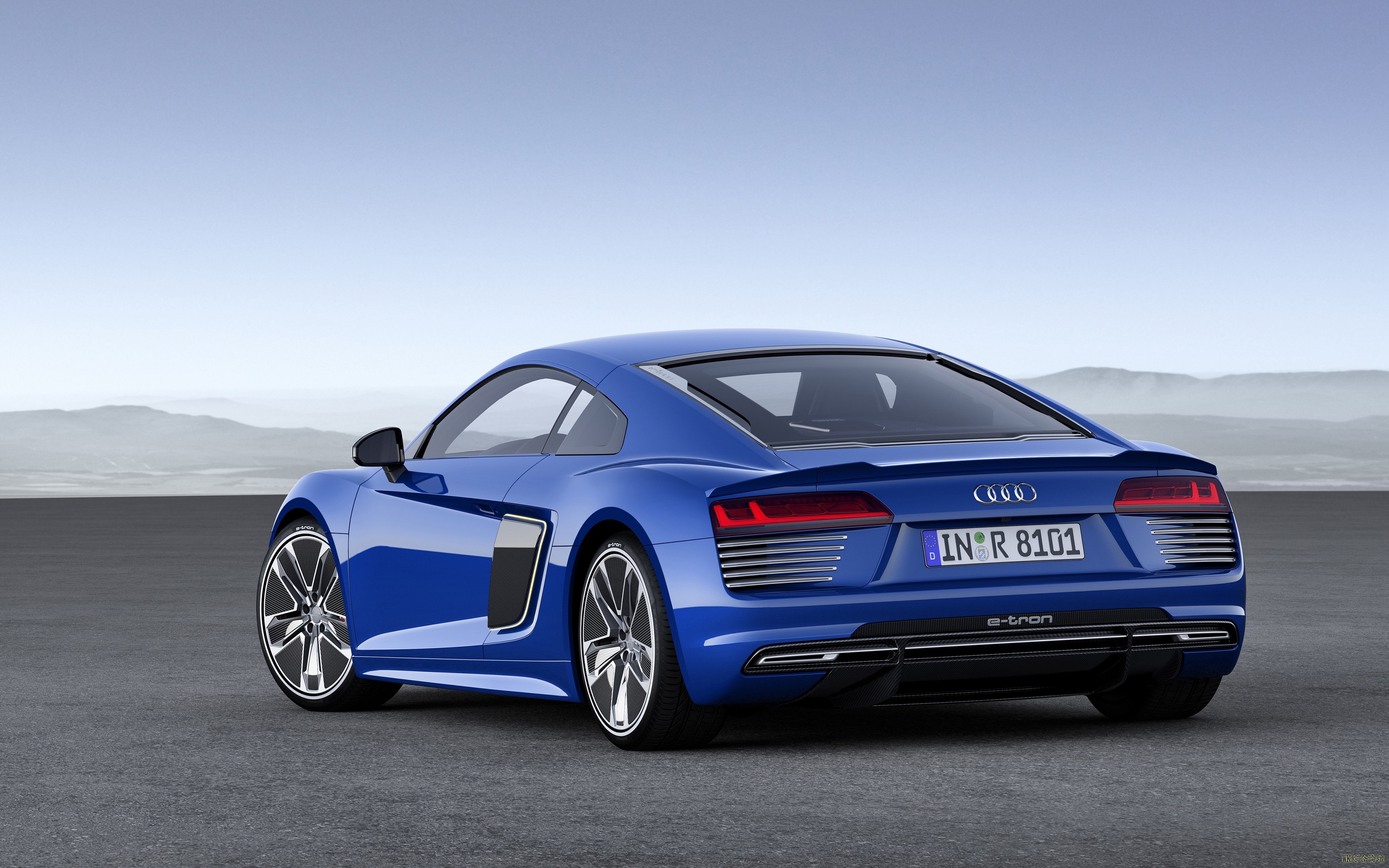 audi_r8_2015_101720_3840x2400.jpg