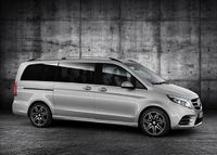 商旅車也要運動風 Mercedes-Benz V-Class AMG Line [7P]