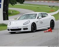 三分樂趣七分安全，PORSCHE Media Driving Academy (14p)