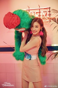 少女时代正规六辑Tiffany预告照公开 依旧是少女[5P]