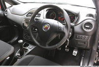 毒蠍暴力美學！ABARTH Punto EVO印度市場發表(7p)