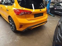 國外網友當街捕獲 揭露最新一代 Ford Focus ST 實車樣貌 [4P]